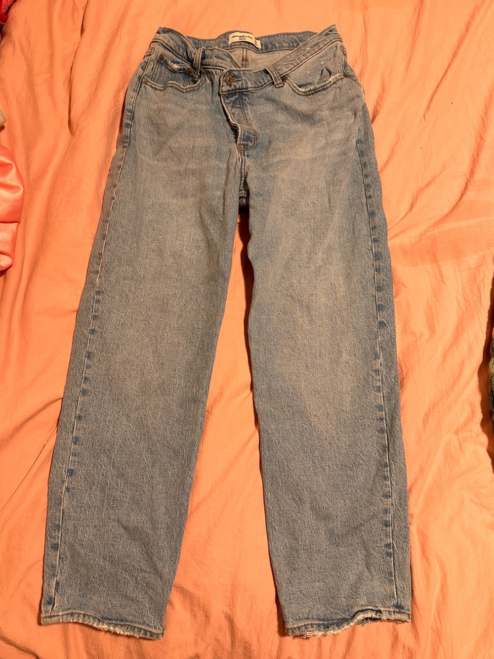 Abercrombie & Fitch Dad High-Rise Jeans